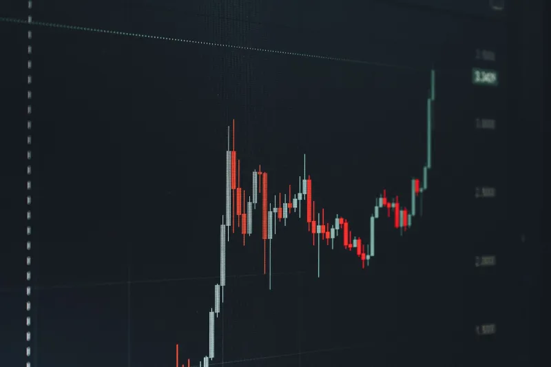 Reading the Chain: How Smart Bettors Track Whale Moves Before the Lines Move